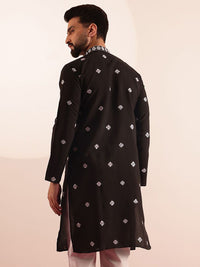 SOJANYA Men Embroidered Mirror Work Kurta