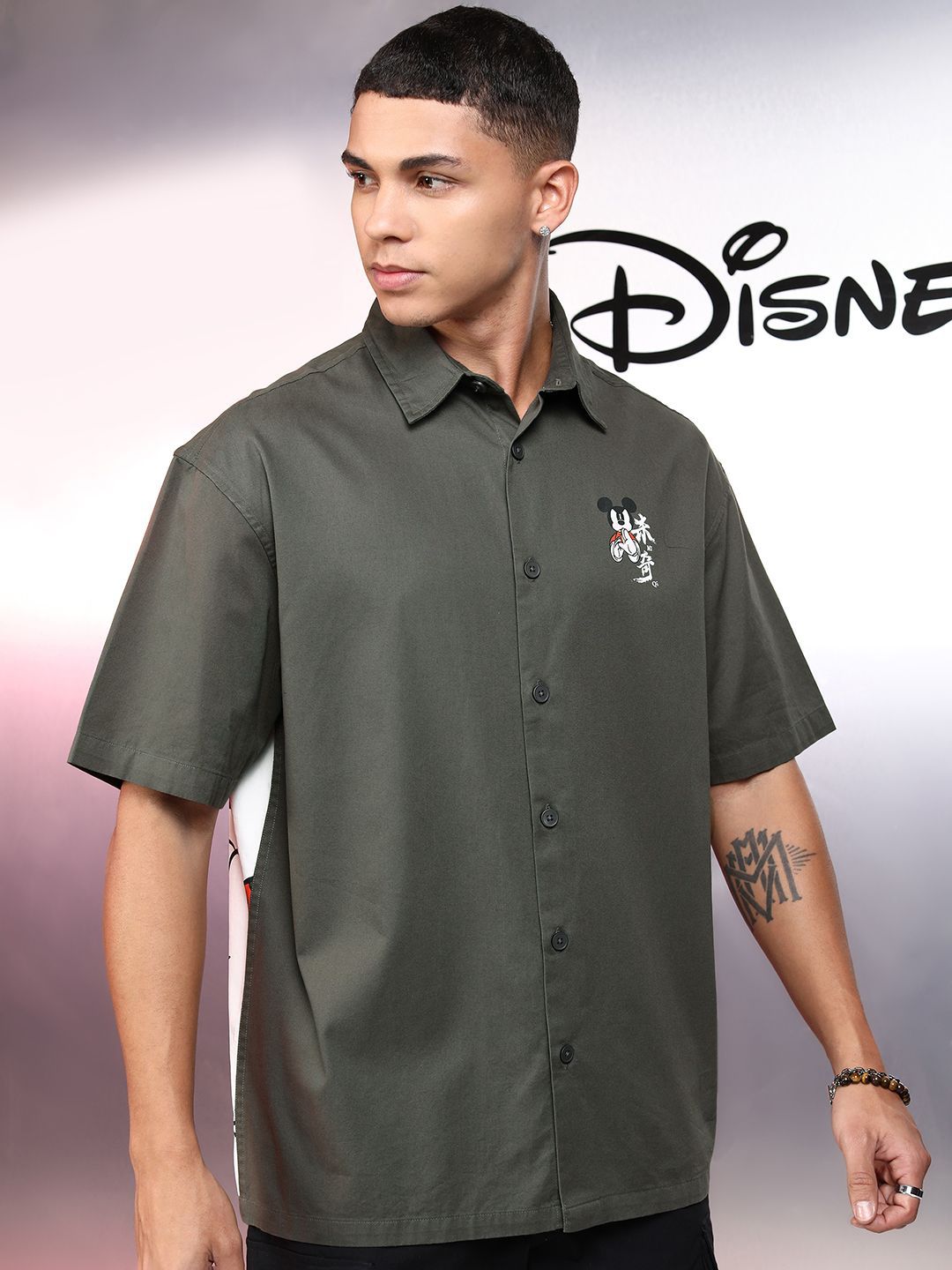 Highlander Disney Men Grey Mickey Printed Oversized Casual Shirt