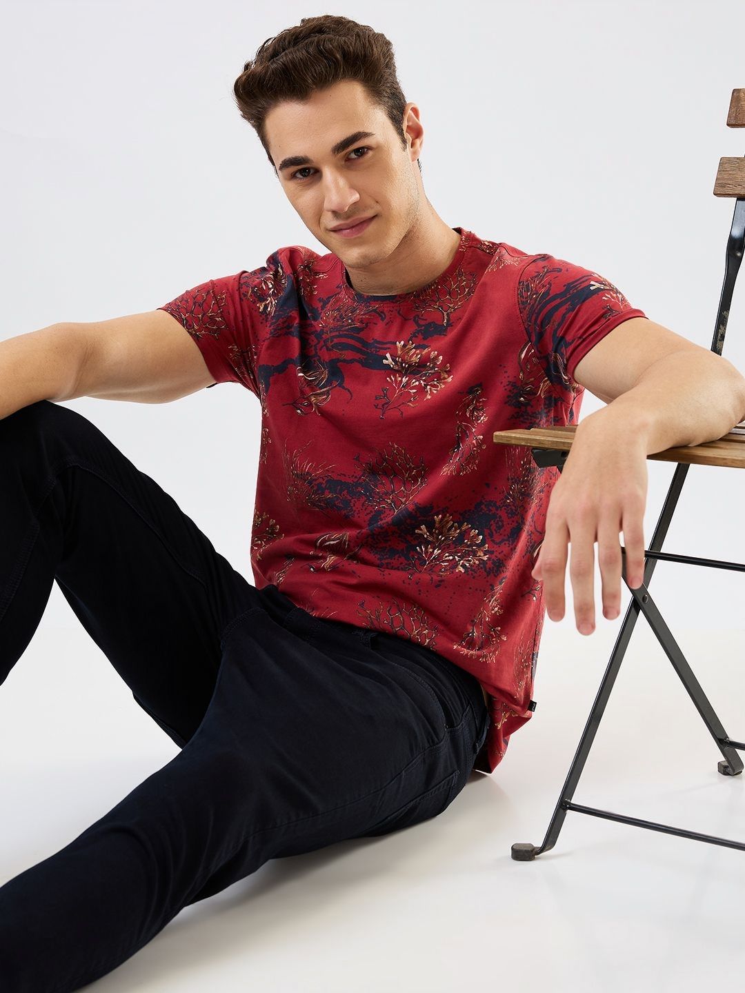 SPYKAR Men Abstract Printed Round Neck Cotton Slim Fit T-shirt