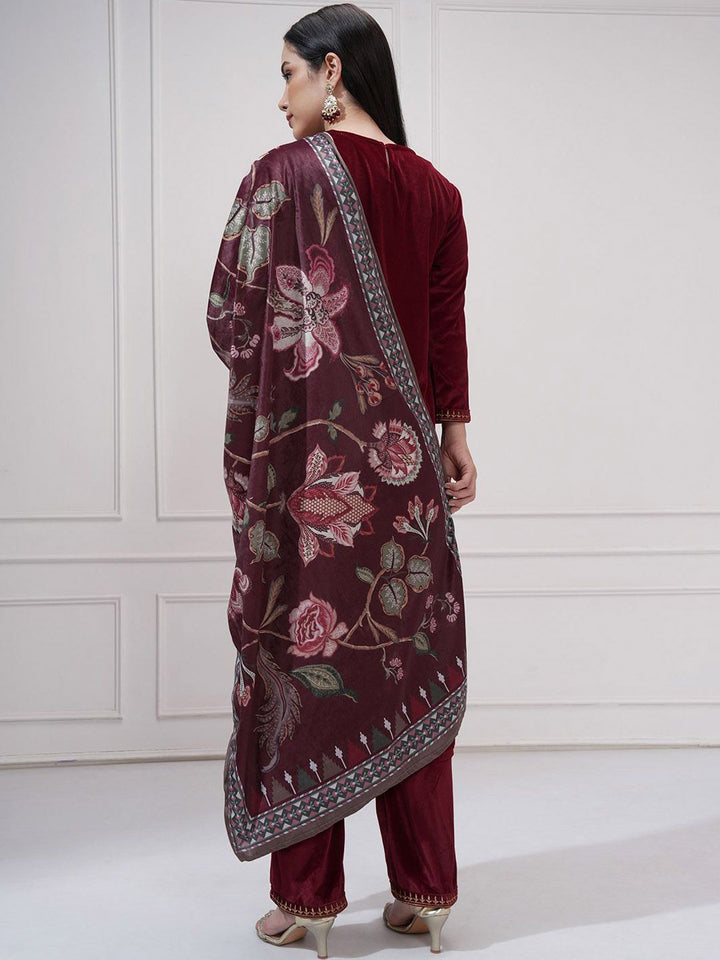 Vishudh Floral Yoke Design Round Neck Thread Work Straight Kurta With Trousers & Dupatta