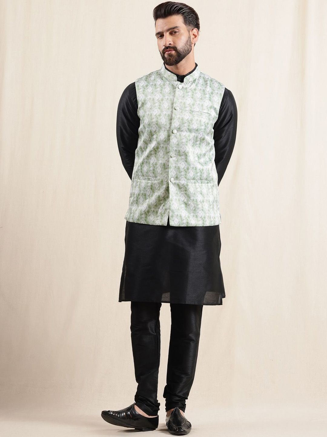 Anouk Mandarin Collar Straight Kurta With Pyjamas & Nehru Jacket