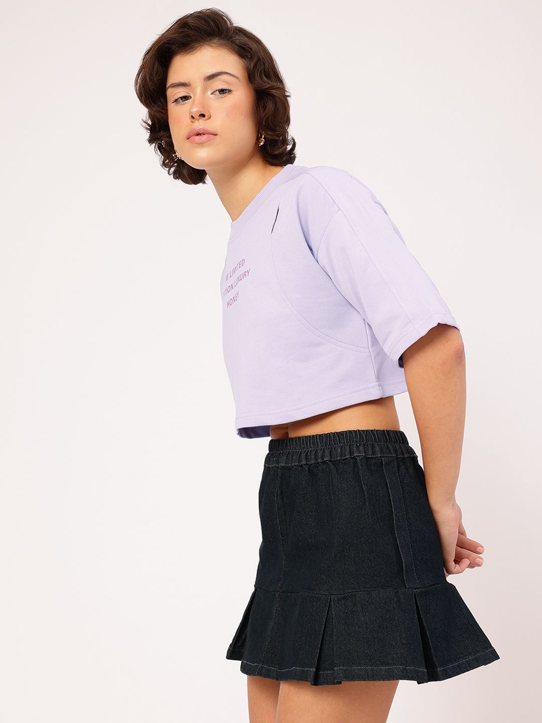 DressBerry Cut Out Detail Printed Boxy Sweatshirt