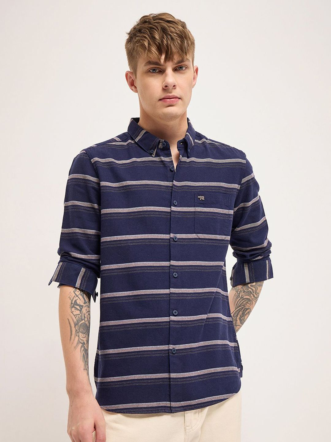 THE BEAR HOUSE Men Slim Fit Striped Casual Shirt