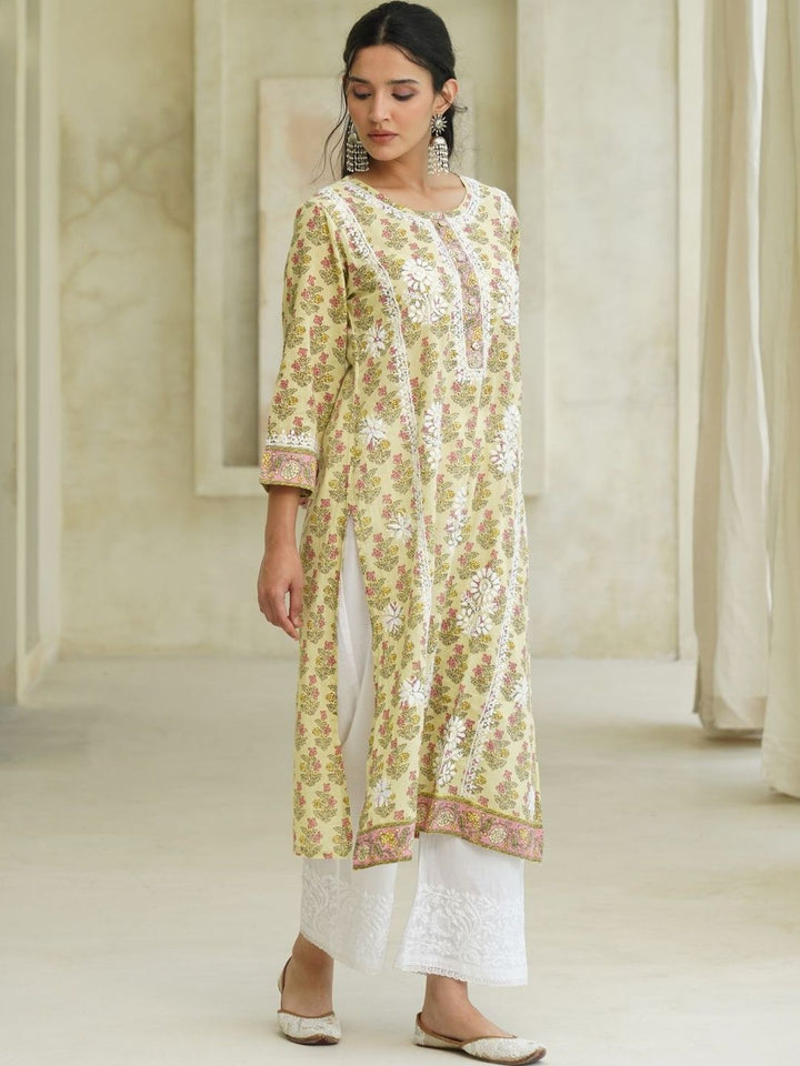 House of Chikankari Women Floral Printed Thread Work Indie Florals Kurta