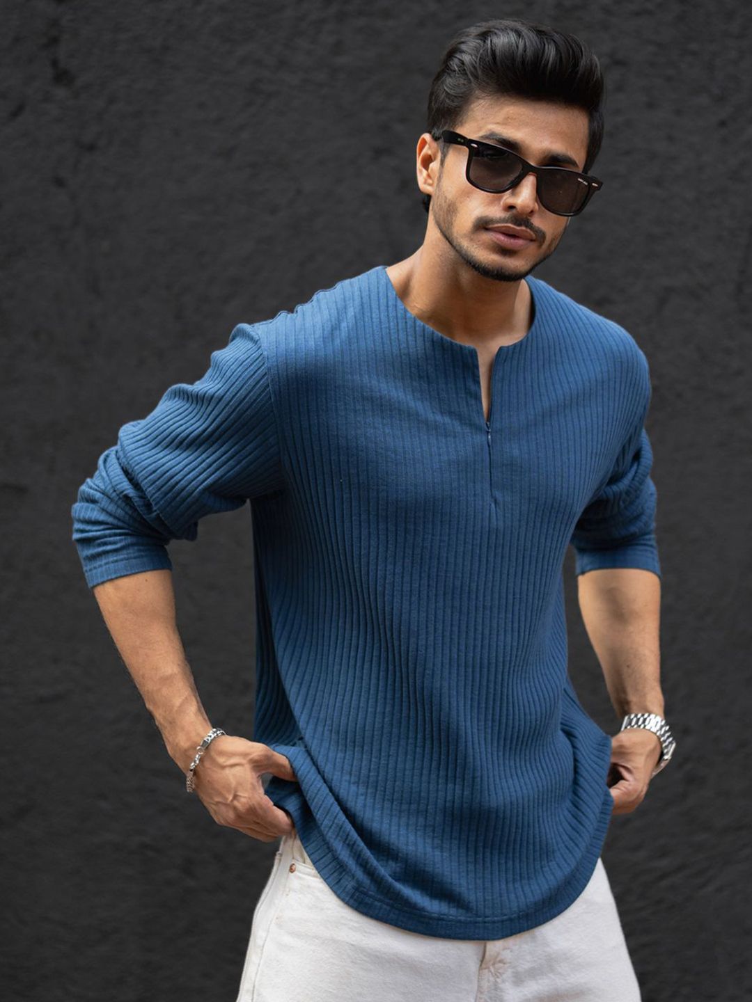 Powerlook Men Solid Round Neck Cotton T-shirt