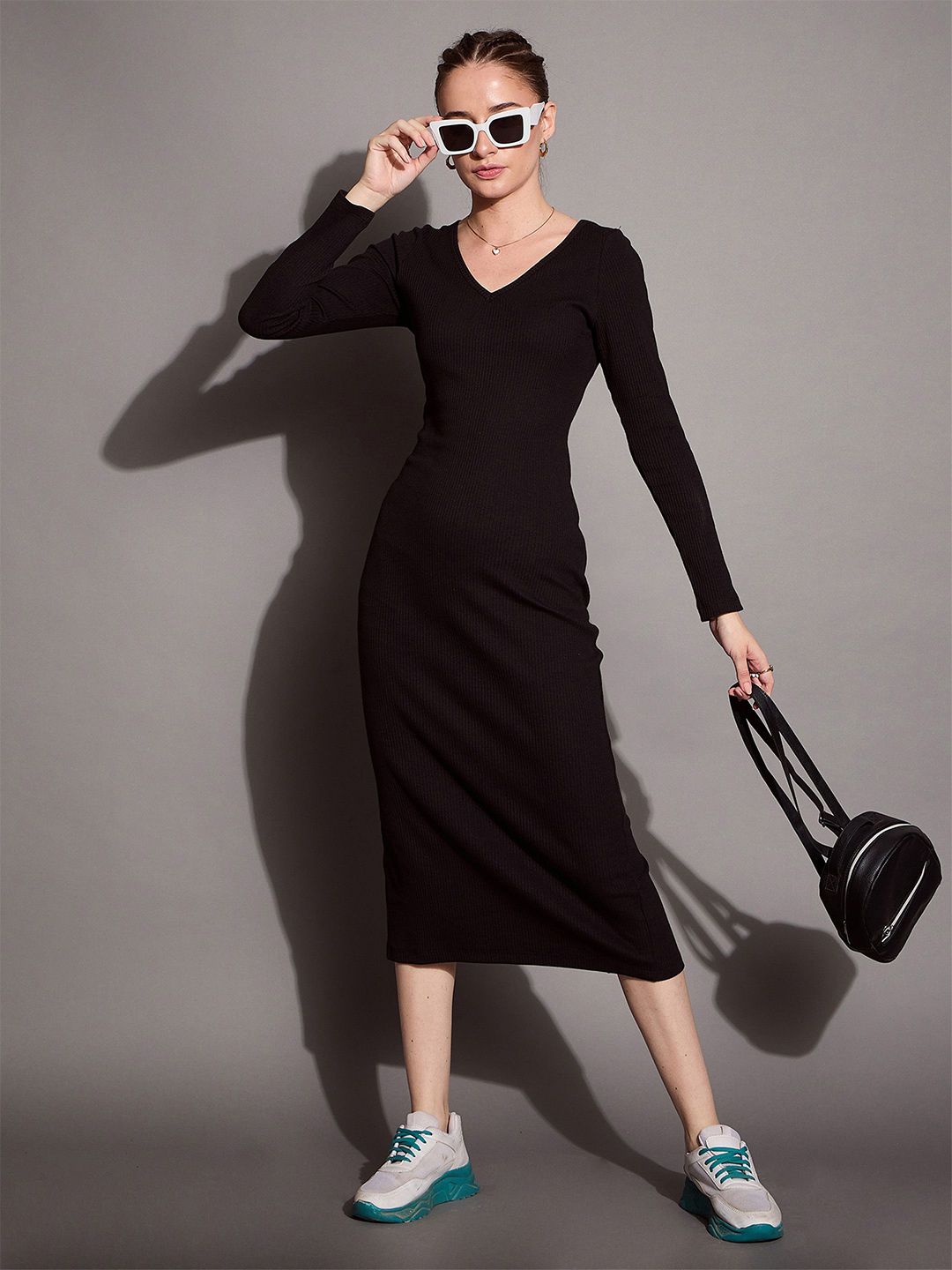 SASSAFRAS BASICS Bodycon Solid Midi Dress