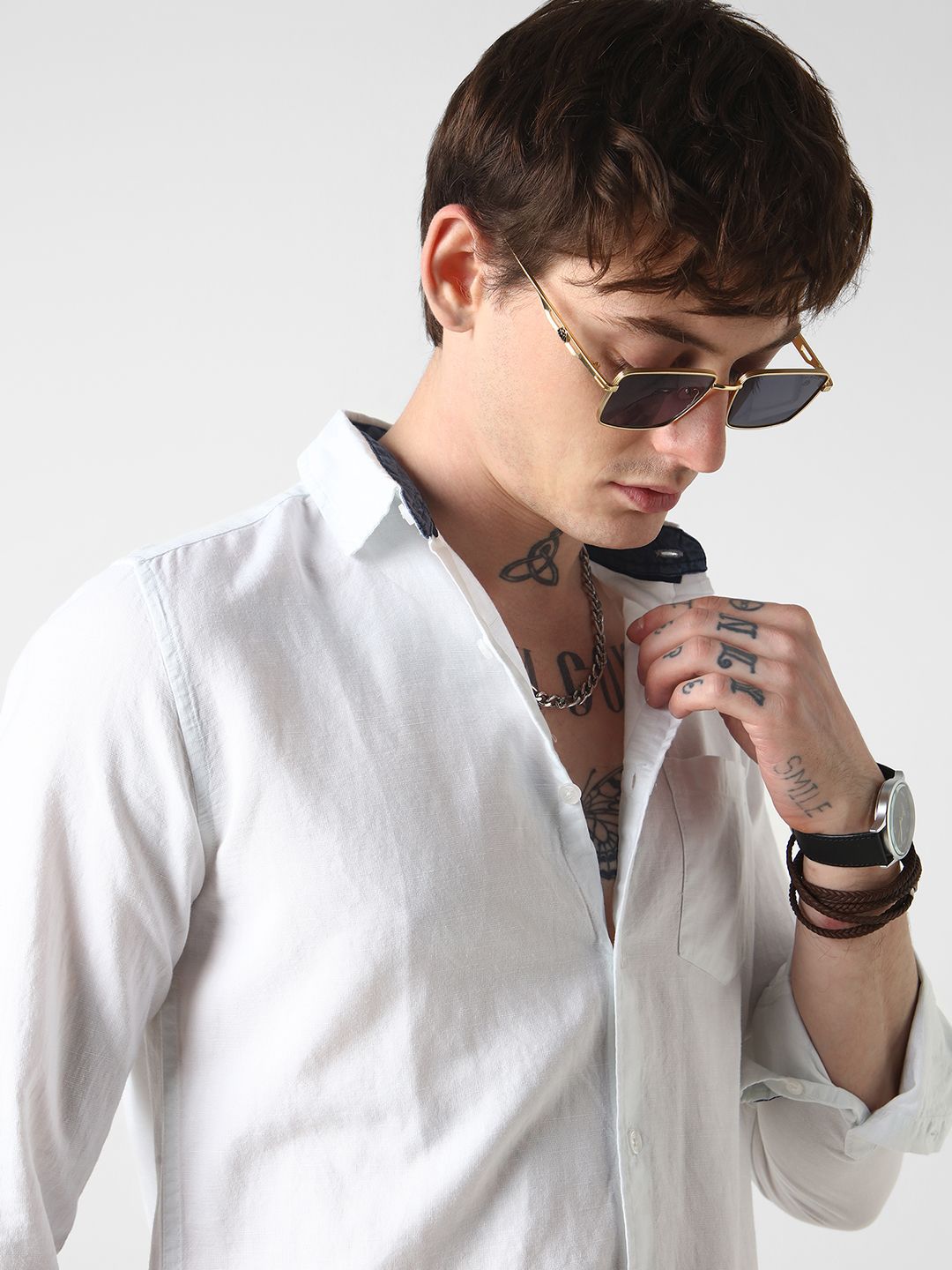 VASTRADO Men Classic Spread Collar Solid Cotton Slim Fit Casual Shirt