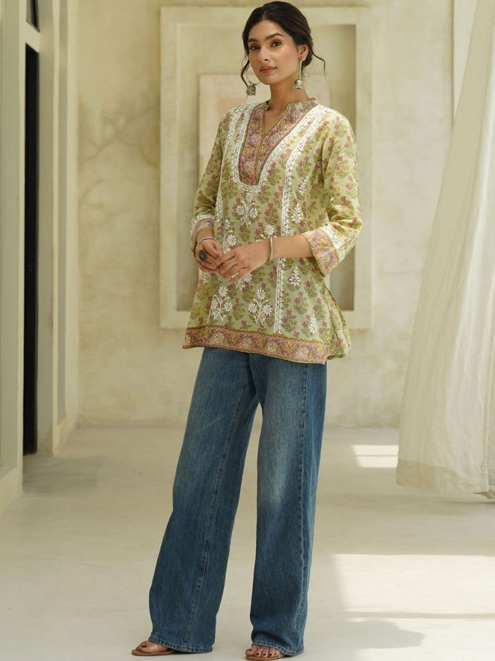 House of Chikankari Women Floral Printed Thread Work Indie Prints Kurta