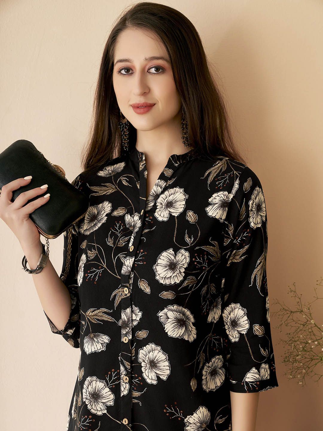 Anouk Floral Printed Mandarin Collar Short Kurti