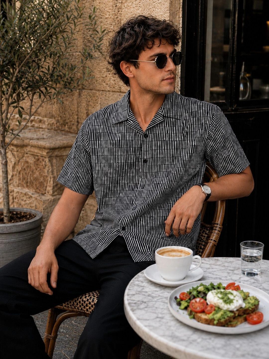 Eszett Abstract Printed Spread Collar Short Sleeves Casual Cotton Shirt