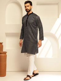 SOJANYA Geometric Embroidered Thread Work Straight Kurta