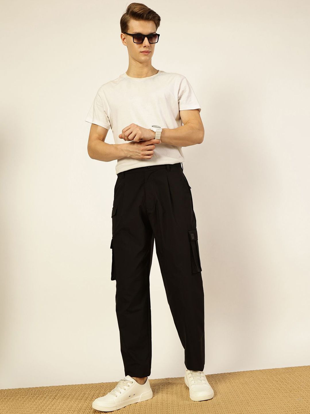Thomas Scott Men Smart Loose Fit Mid-Rise Easy Wash Pleated Cargos Trousers