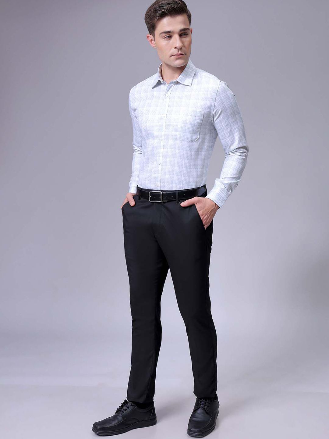 The Indian Garage Co. X Luxe Men Slim Fit Cutaway Collar Checked Formal Shirt