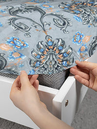 KLOTTHE Grey & Blue Floral Printed Dilengkapi 400 TC King Bedsheet Dengan 2 Sarung Bantal