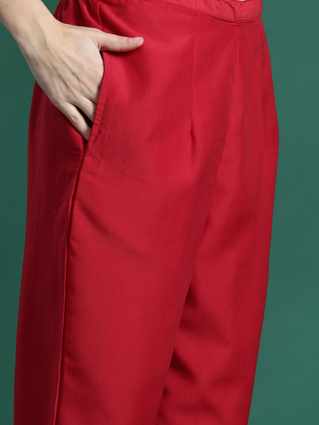 Indo Era Ethnic Motifs Embroidered Empire Kurta with Trousers