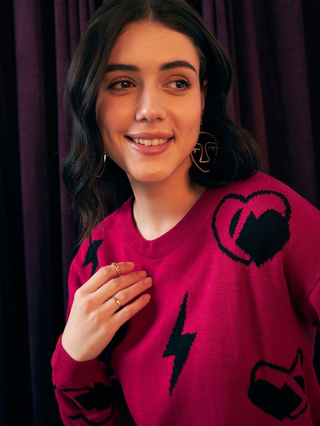 Berrylush Pink Graphic Printed Acrylic Pullover Sweater