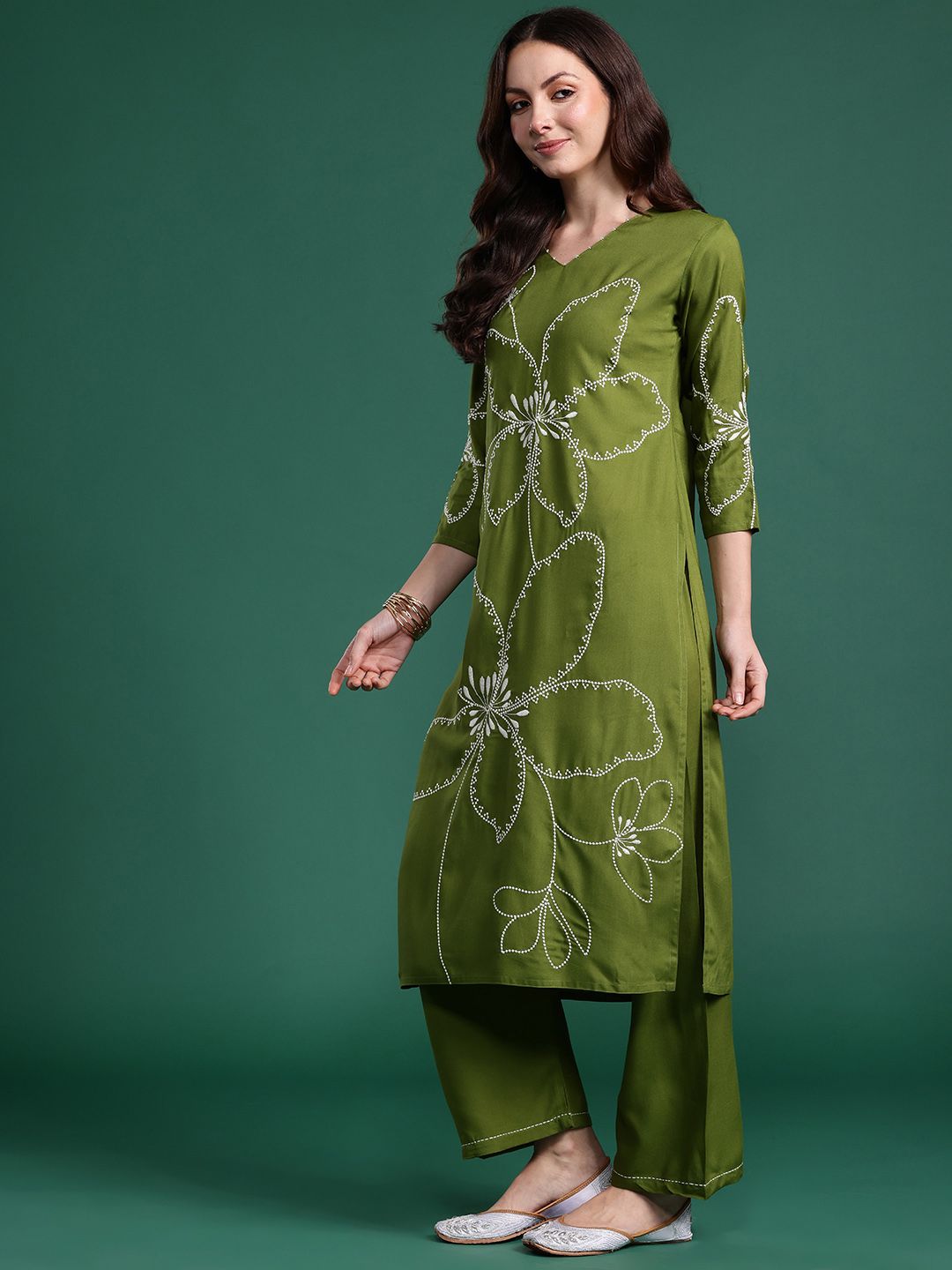 Indo Era Women Floral Embroidered Thread Work Kurta with Palazzos