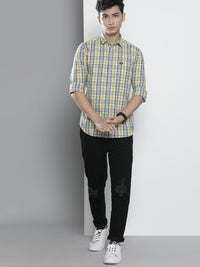 The Indian Garage Co Men Yellow Regular Fit Tartan Checks Opaque Checked Casual Shirt