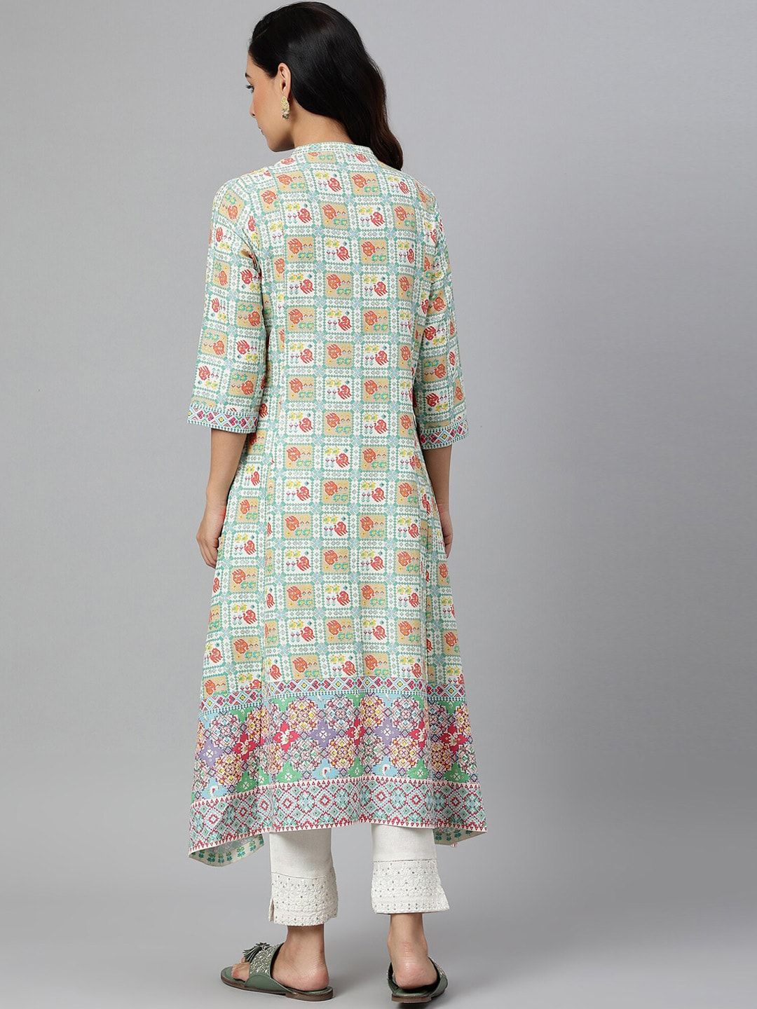 W Women Sea Green & White Ethnic Motifs Printed Kurta
