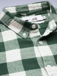 THE BEAR HOUSE Men Green Slim Fit Gingham Checks Checked Casual Shirt