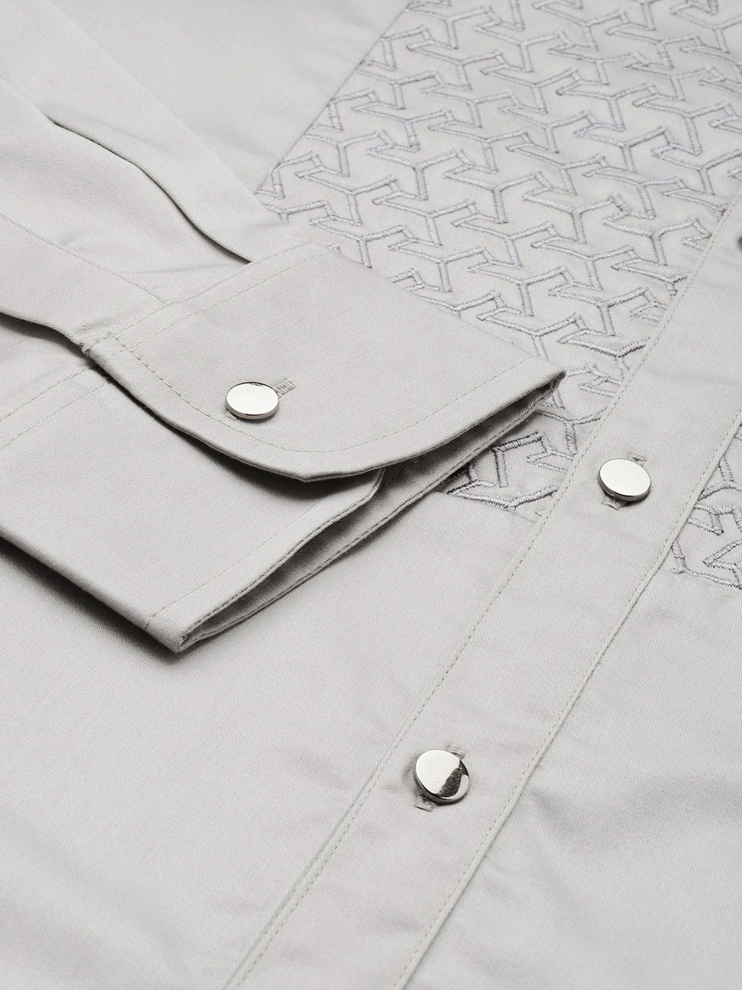 House of Pataudi Pure Cotton Geometric Embroidered Party Shirt