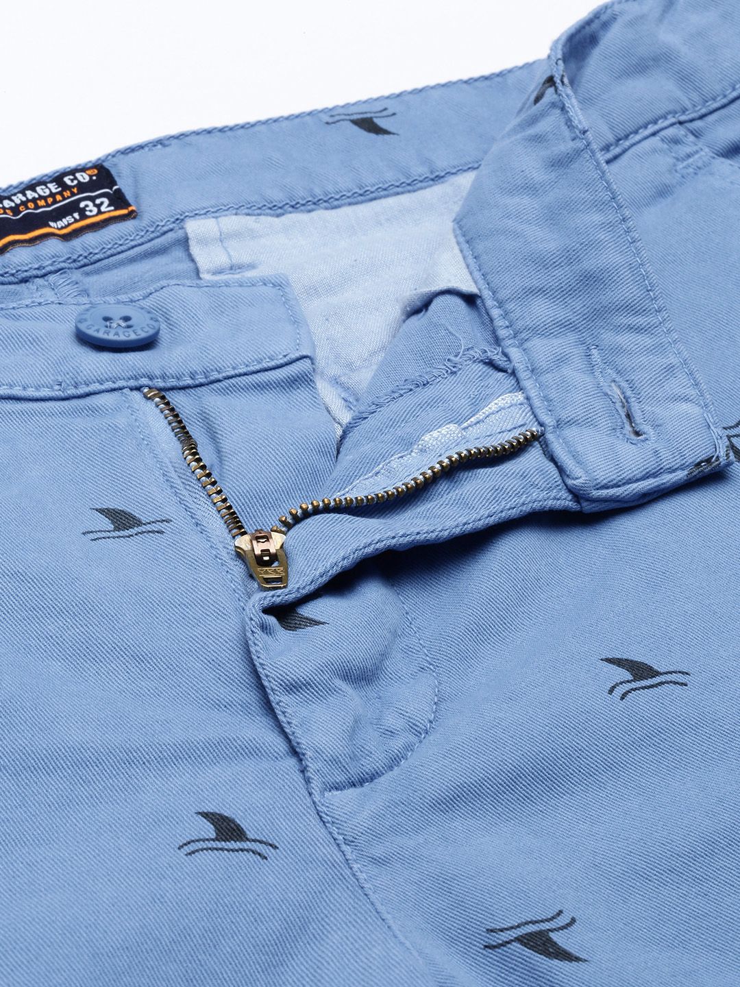 The Indian Garage Co Men Blue Conversational Printed Slim Fit Regular Shorts