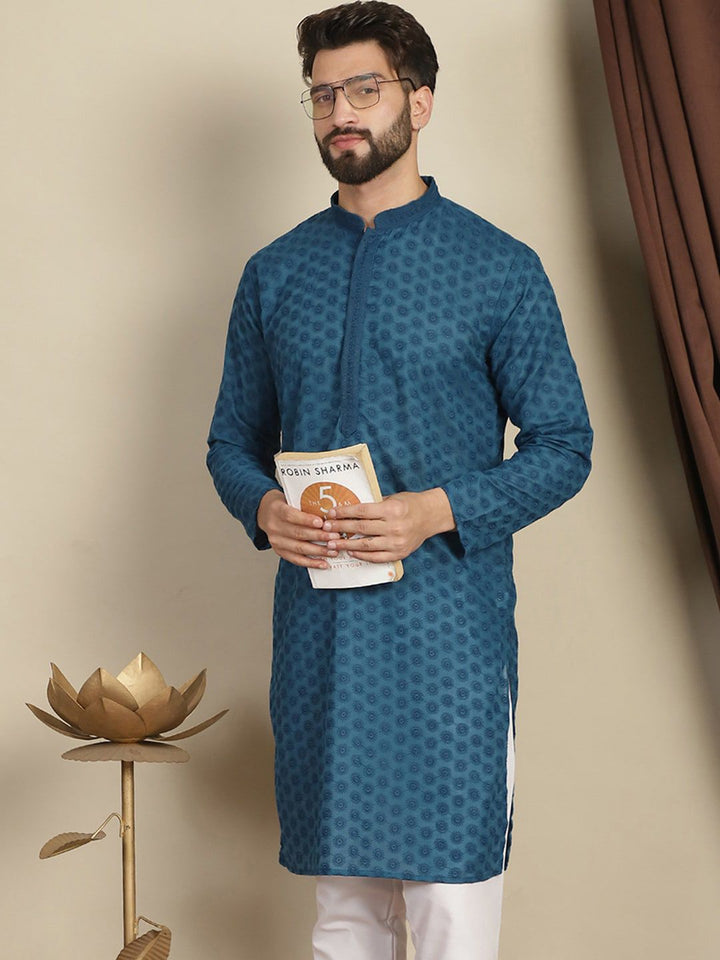 Kurta Lurus Kapas Bersulam Geometri Anouk Kolar Mandarin