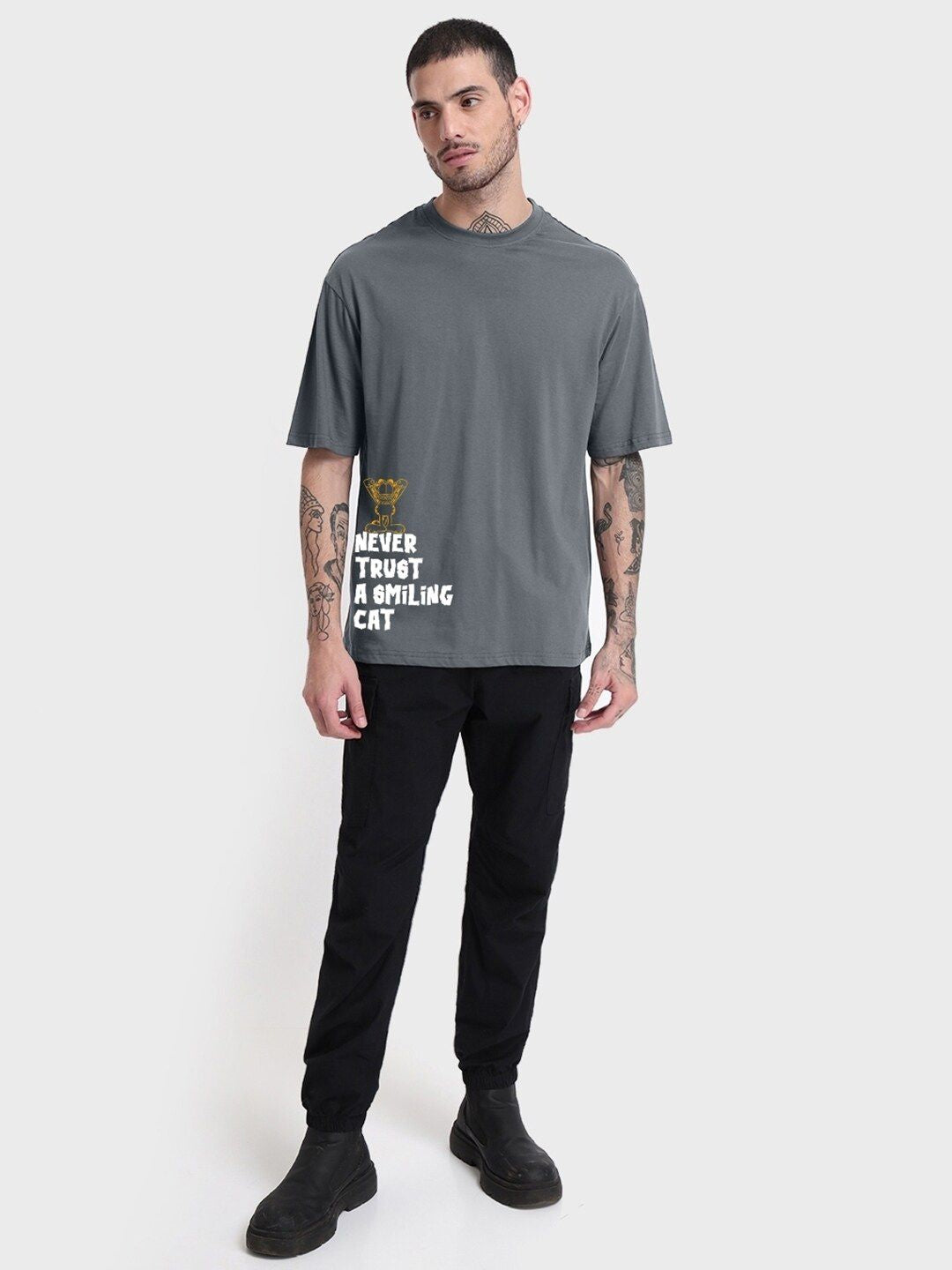 Bewakoof Garfield Graphic Printed Drop Shoulder Sleeves Cotton Oversized T-shirt