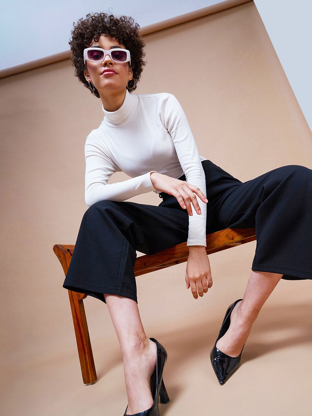 SASSAFRAS BASICS Women Straight Fit Parallel Trousers