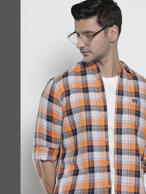 Garage Co India memeriksa baju kasual