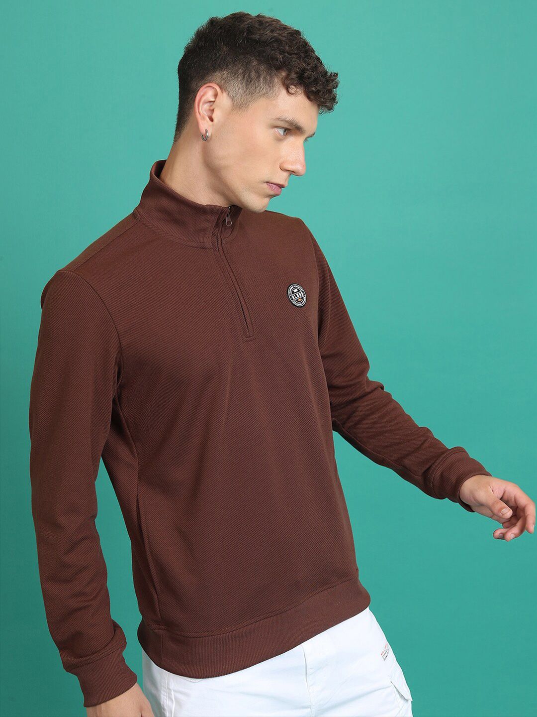 HIGHLANDER High Neck Sweatshirt
