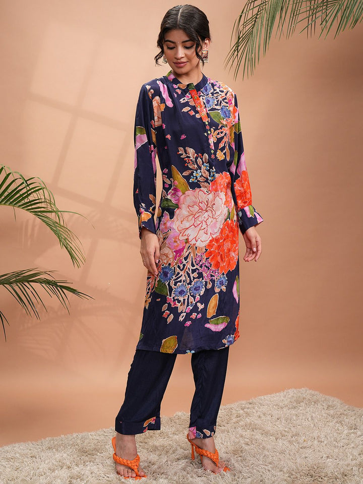 Vishudh Floral Printed Straight Kurta with Trousers
