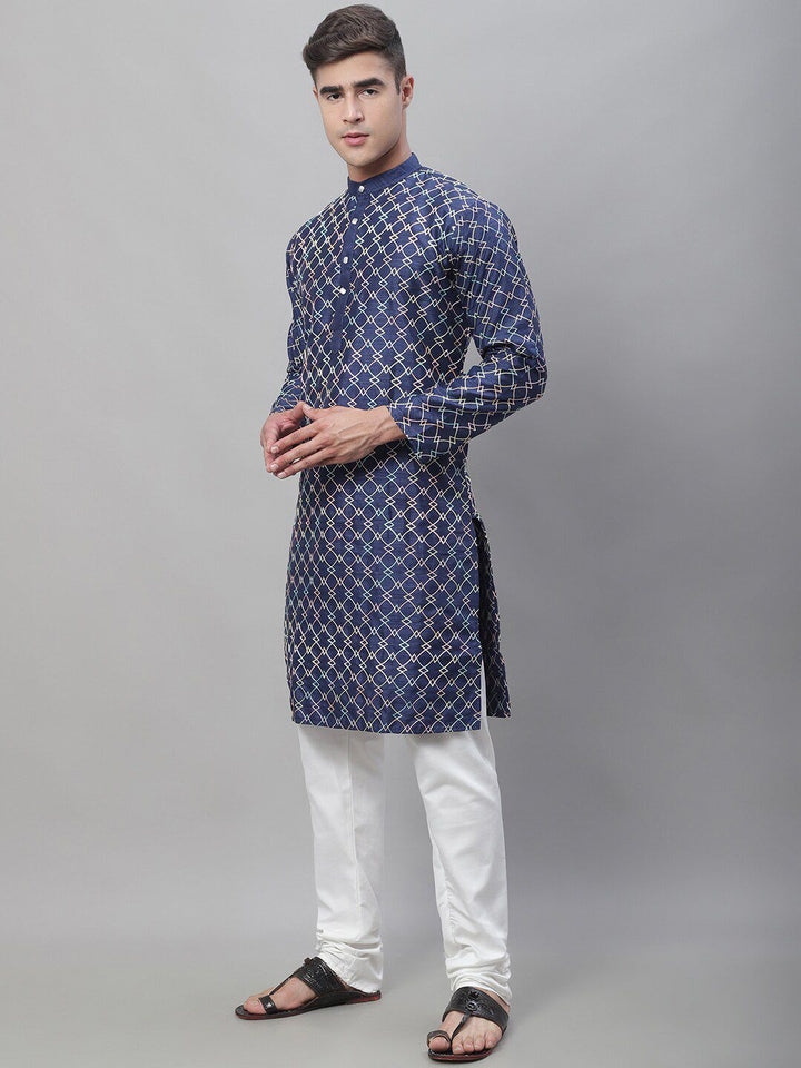SOJANYA Geometric Embroidered Thread Work Kurta With Churidar