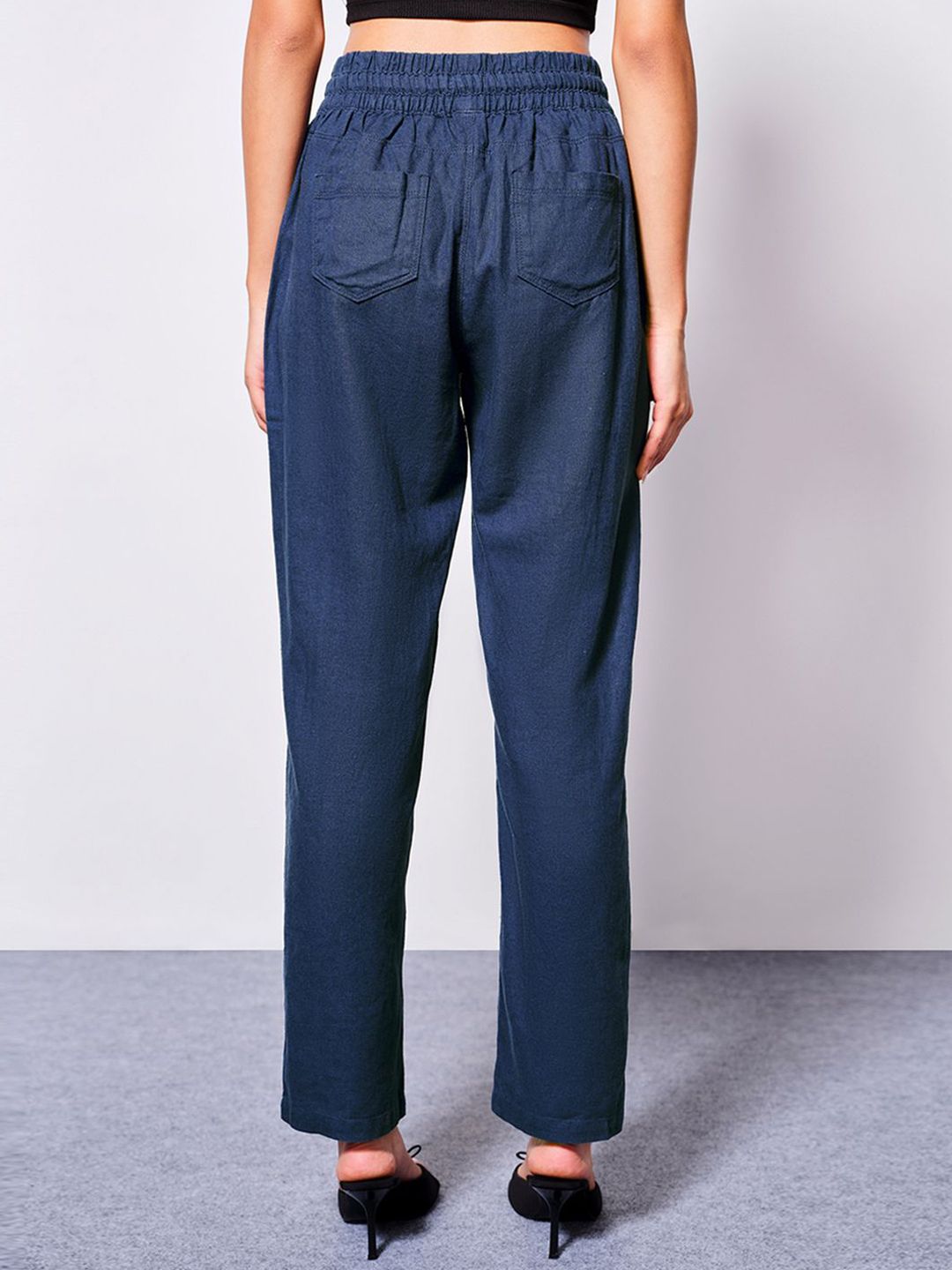 AND Women Mid-Rise Trouser