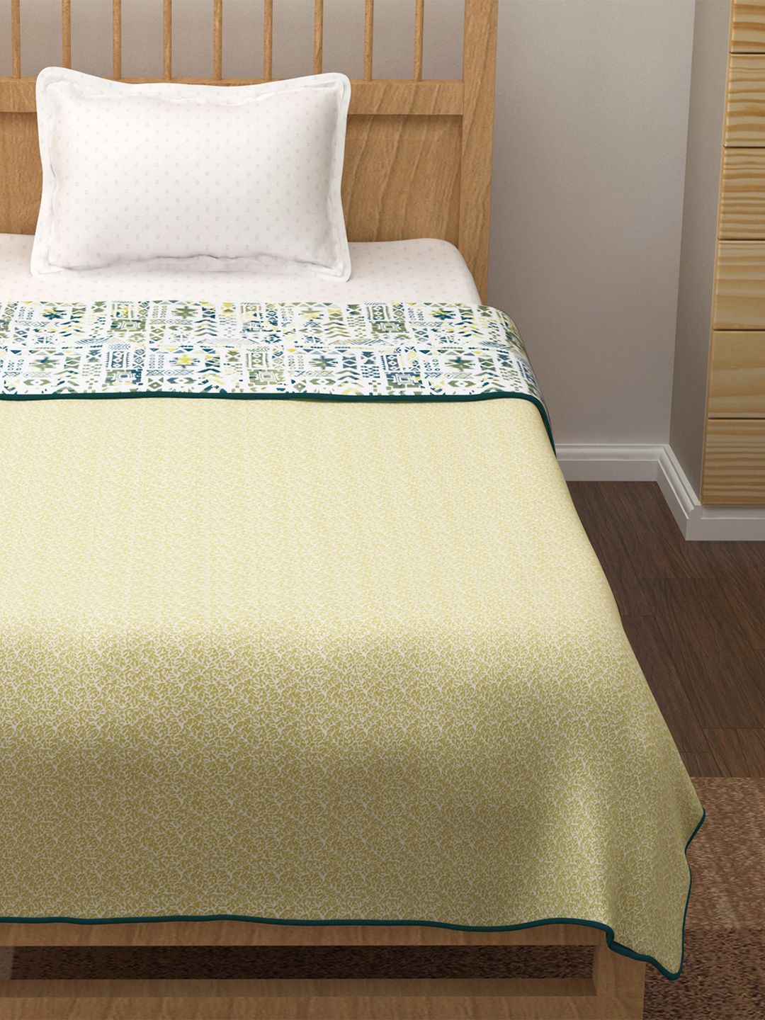 Story@home Yellow & Blue Printed AC Room 150 GSM Reversible Cotton Single Bed Dohar