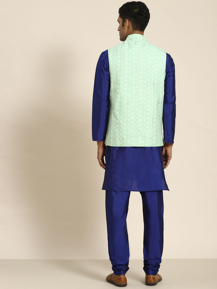 SOJANYA Men Blue Ethnic Motifs Embroidered Kurta with Churidar