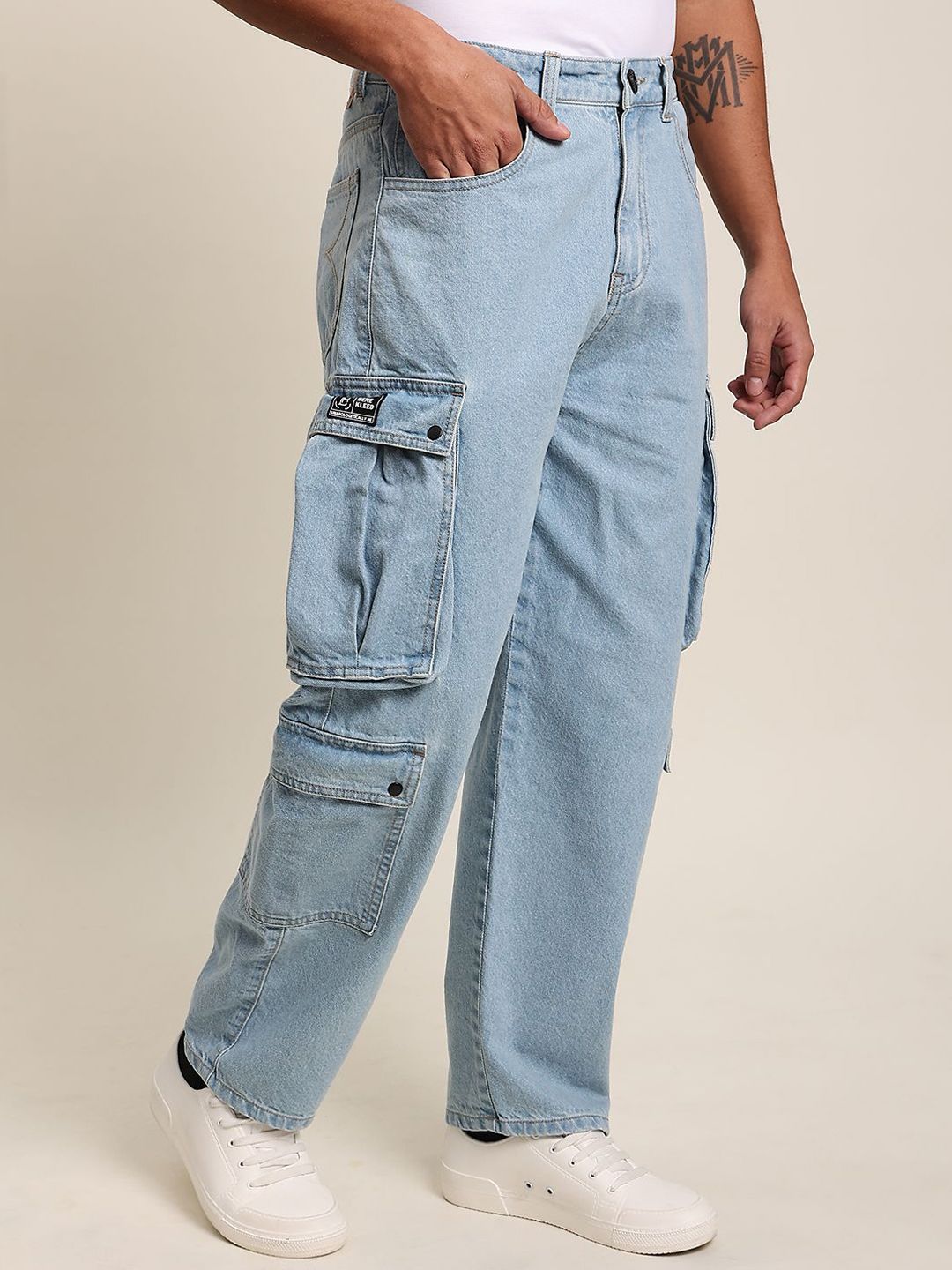 Bene Kleed Men Non Stretchable Pure Cotton Clean Look Mid Rise Baggy Fit Cargo Jeans