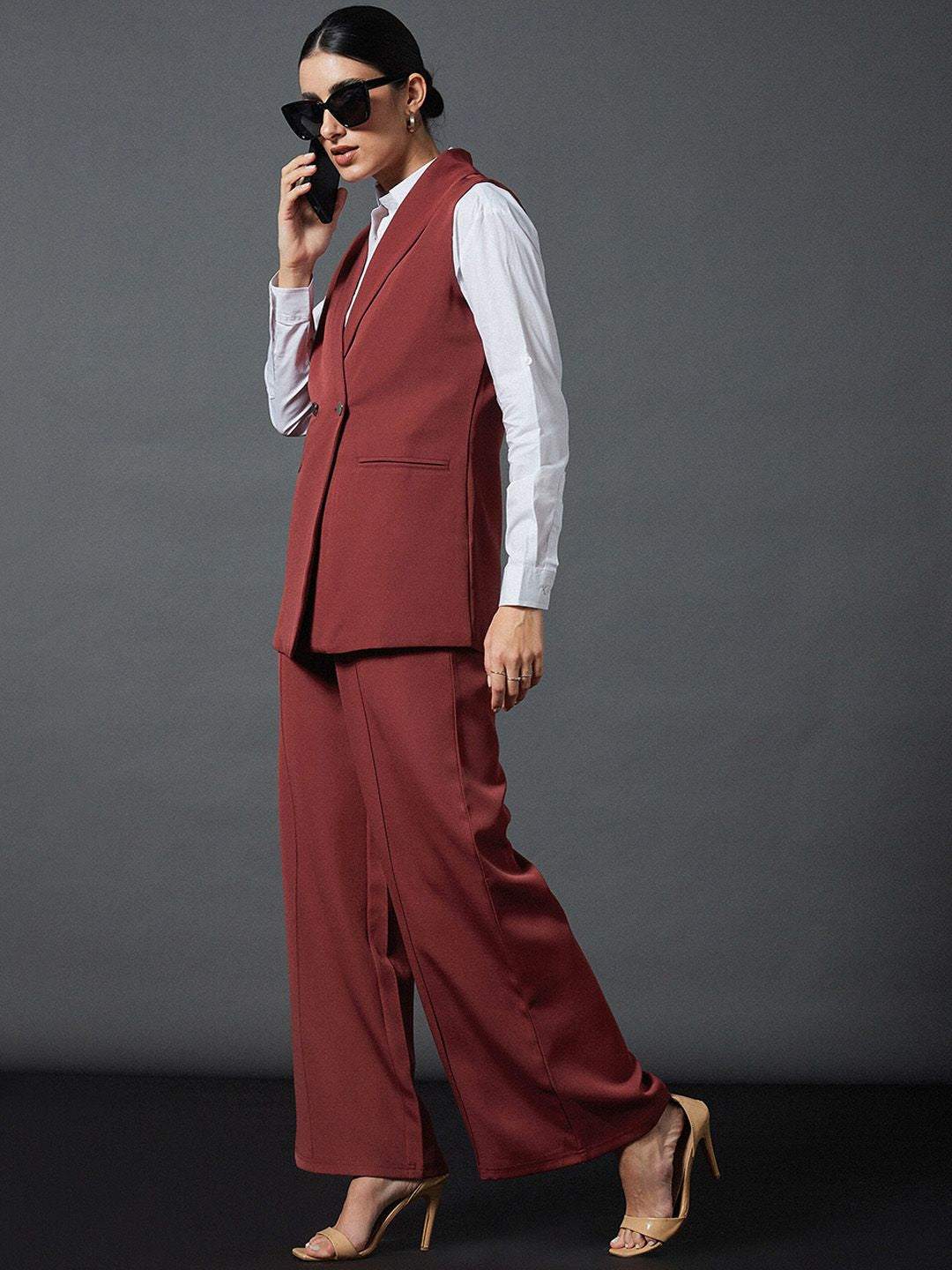 SASSAFRAS worklyf Sleeveless Blazer With Palazzos