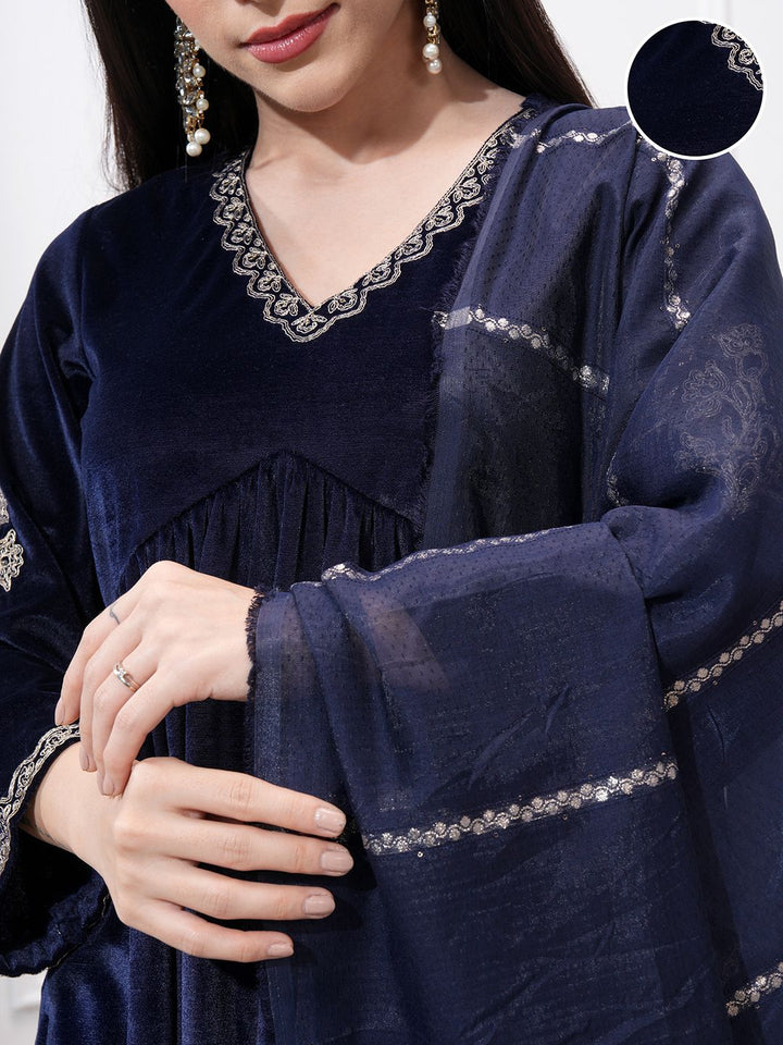 Vishudh Women Ethnic Motifs Embroidered Regular Kurta with Trousers & With Dupatta