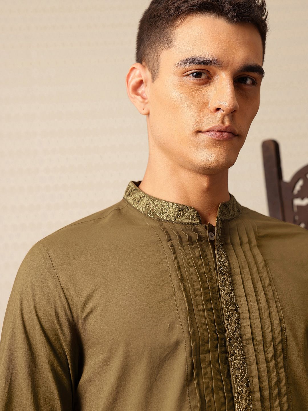 House of Pataudi Floral Yoke Design Thread Work Pure Cotton Jashn Kurta with Trousers