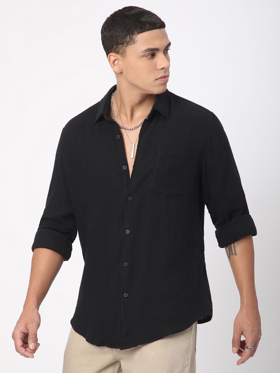 VASTRADO Men Classic Spread Collar Solid Cotton Slim Fit Casual Shirt