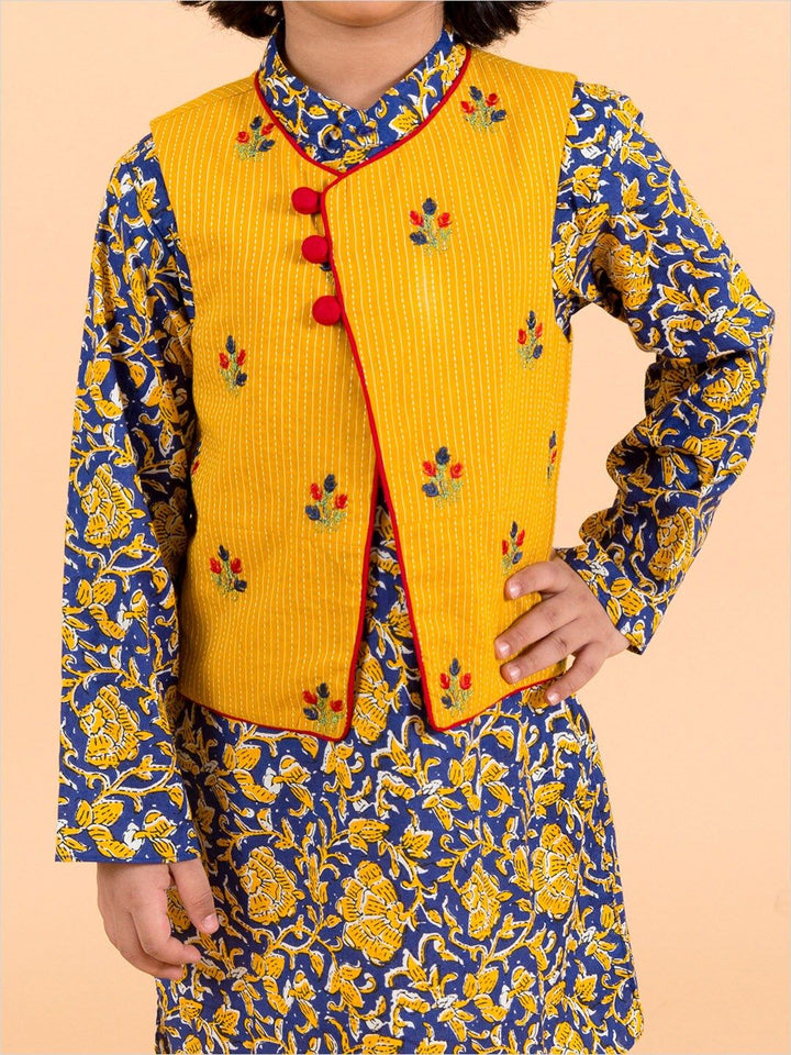 pspeaches Boys Navy Blue Floral Printed Pure Cotton Kurta with Trousers & With Dupatta