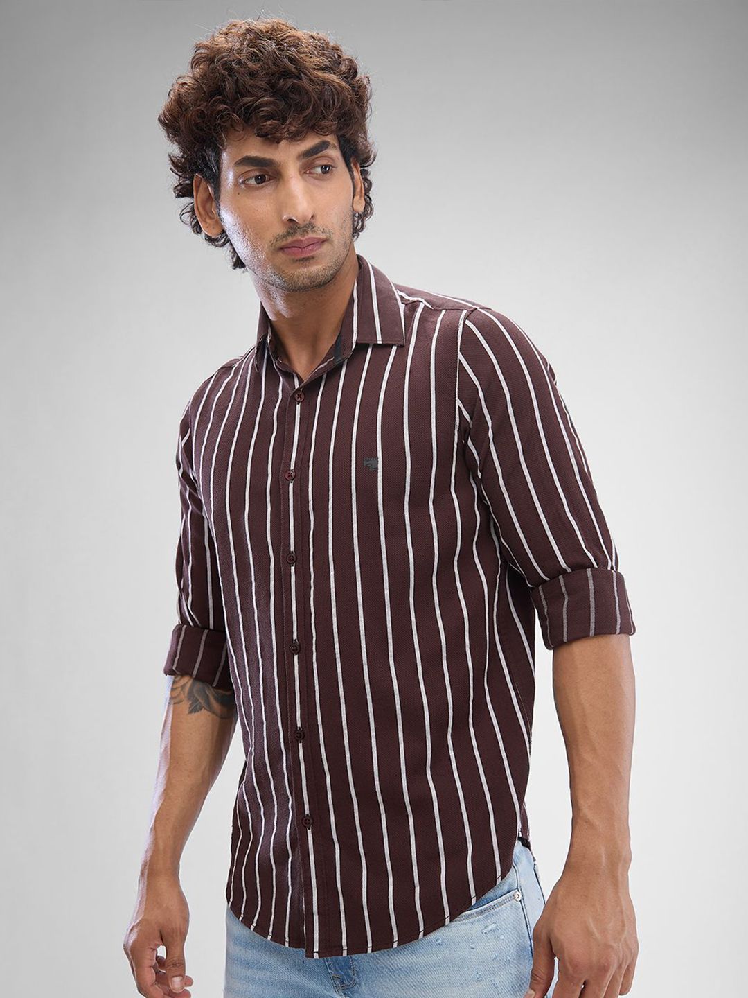 SPYKAR Men Striped Spread Collar Slim Fit Casual Shirt
