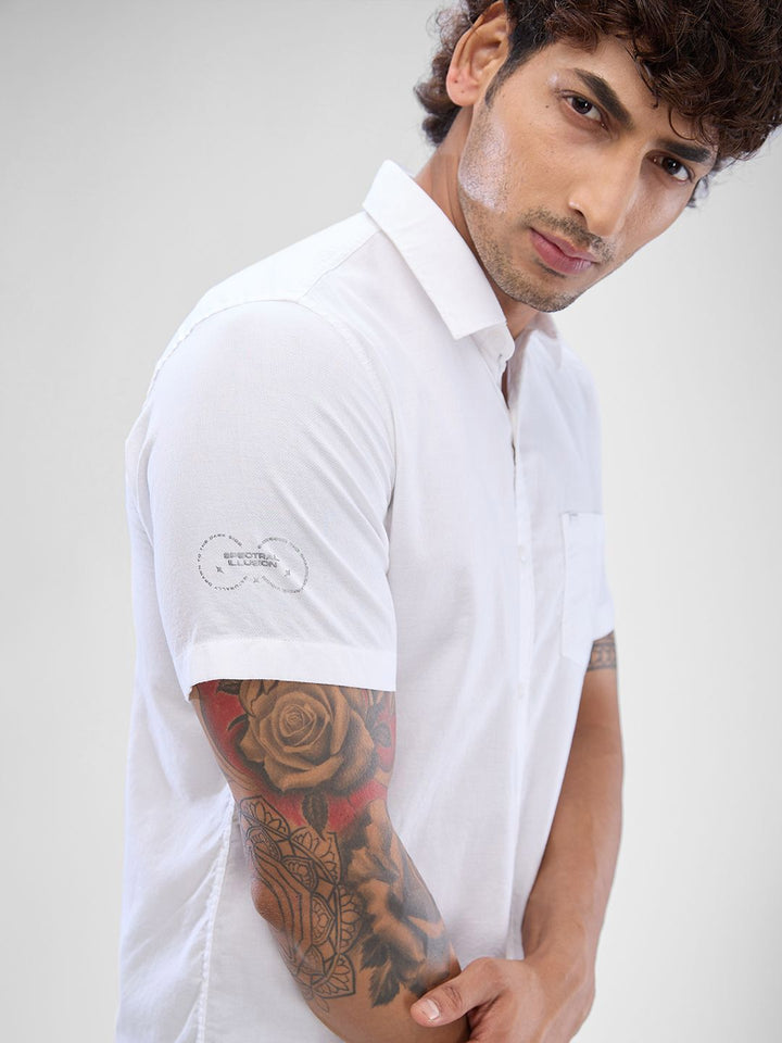 SPYKAR Men Solid Spread Collar Slim Fit Casual Shirt