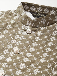 SOJANYA Men Solid Kurta with Churidar & Embroidered Ethnic Motifs Nehru Jacket