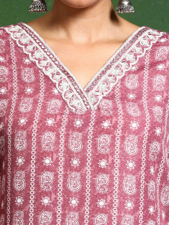Varanga Women Printed Regular Kurta with Trousers & With Dupatta