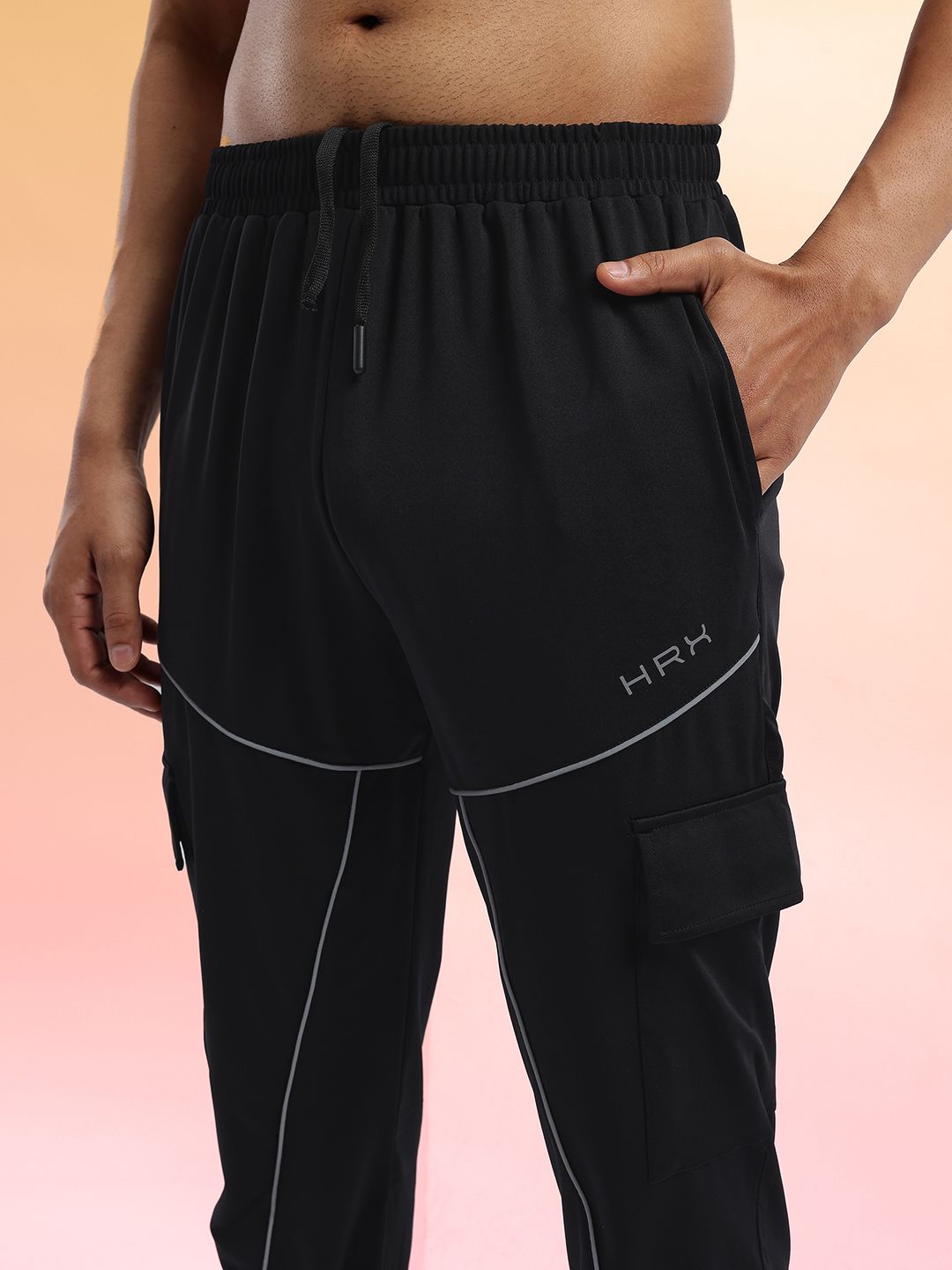 HRX by Hrithik Roshan Men Contrast Piping Mid-Rise Rapid-Dry Training Cargos