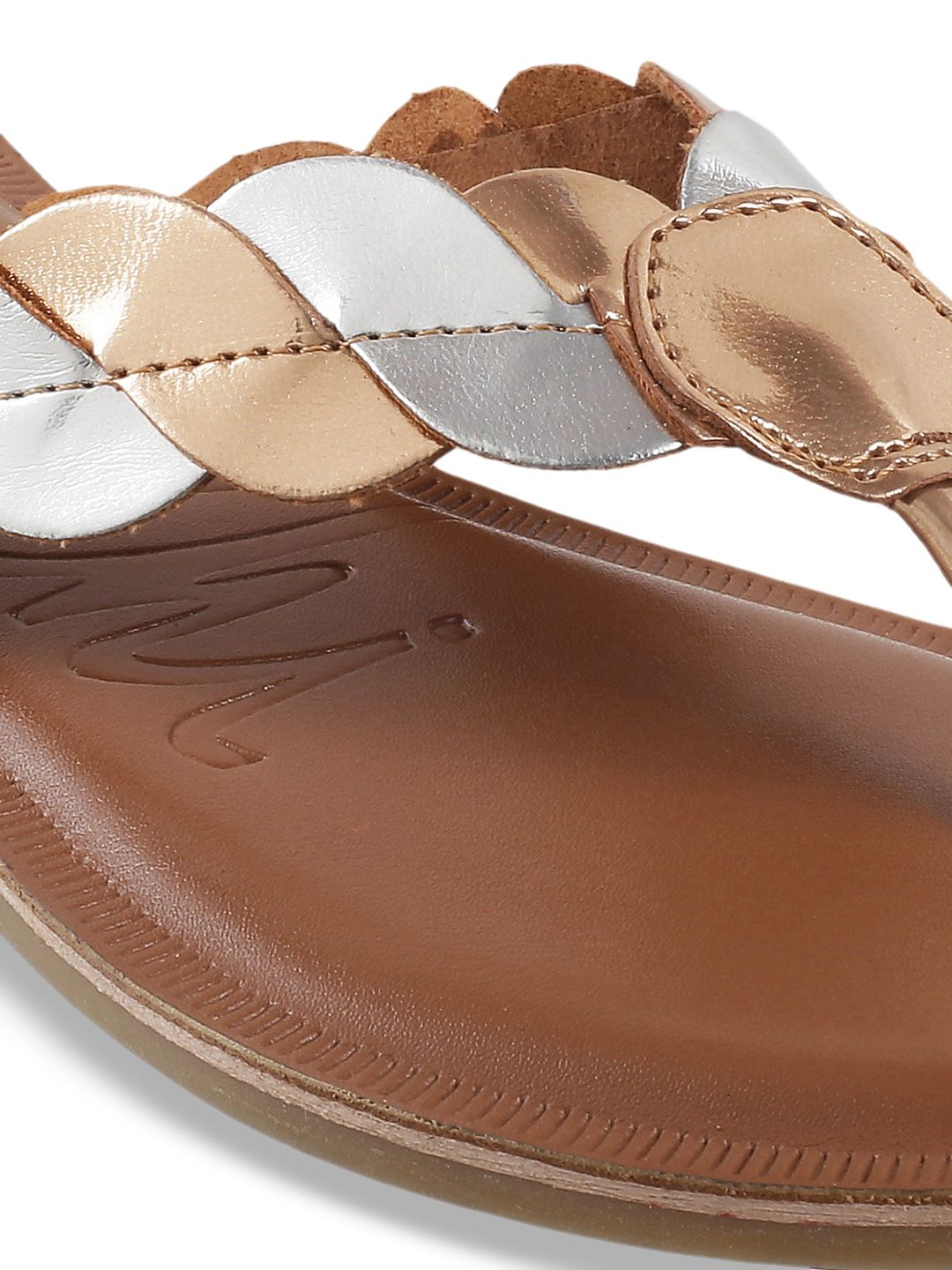 Mochi Women Gold-Toned & Silver-Toned Colourblocked T-Strap Flats