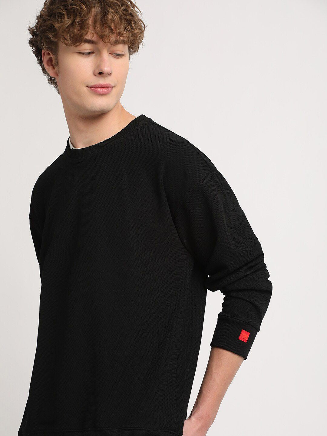 THE BEAR HOUSE Round Neck Relaxed Fit Drop Shoulder Sleeves Sweatshirt