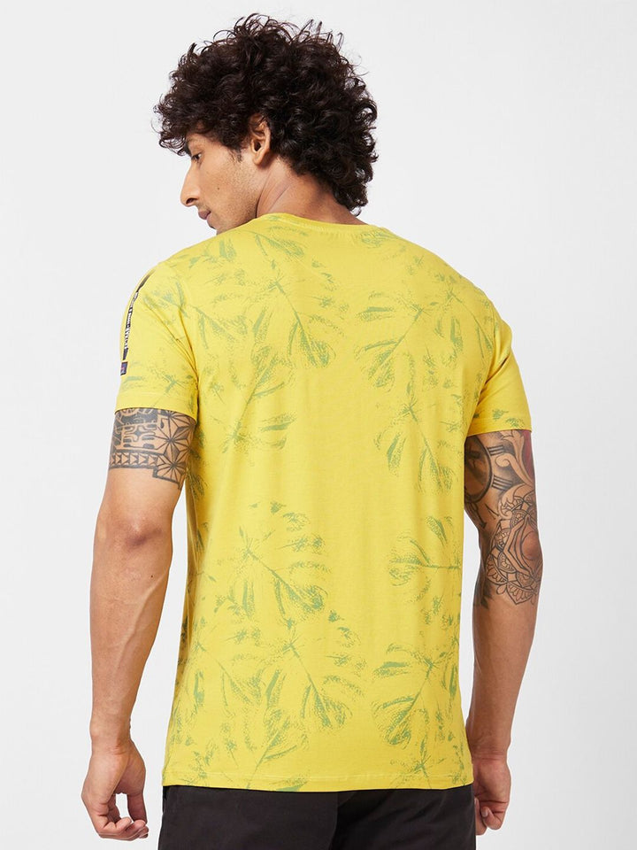 SPYKAR Abstract Printed Slim Fit Cotton Casual T-Shirt